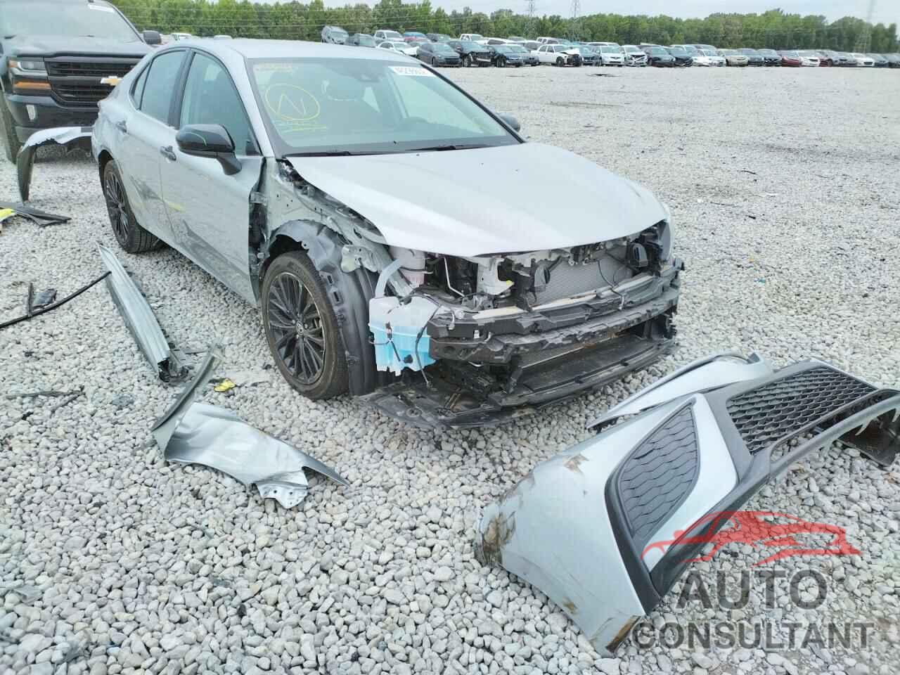 TOYOTA CAMRY 2021 - 4T1G11AK9MU449897