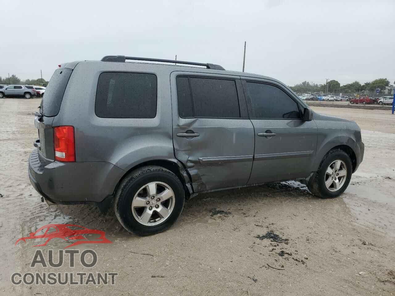 HONDA PILOT 2010 - 5FNYF3H69AB002814