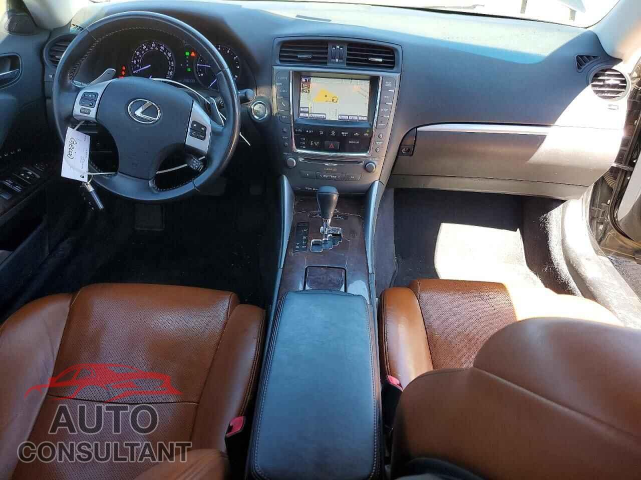 LEXUS IS 2013 - JTHFF2C21D2526986