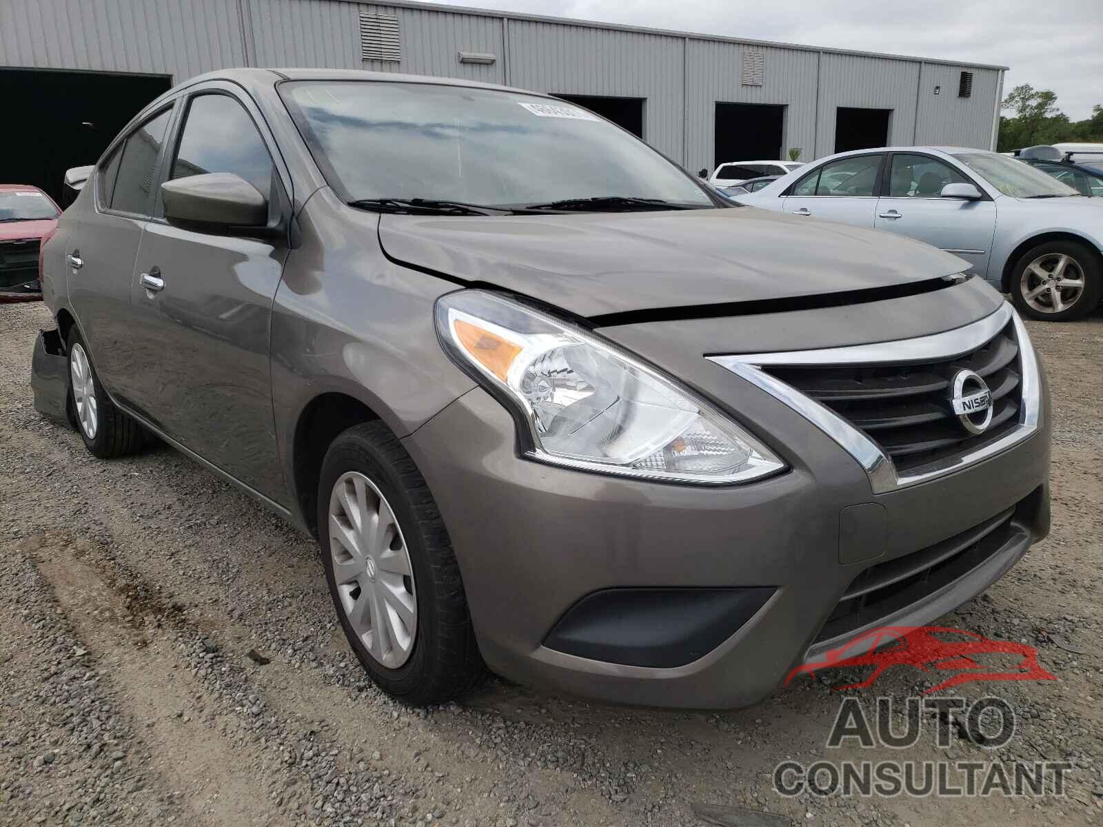 NISSAN VERSA 2017 - 3N1CN7AP7HK424978