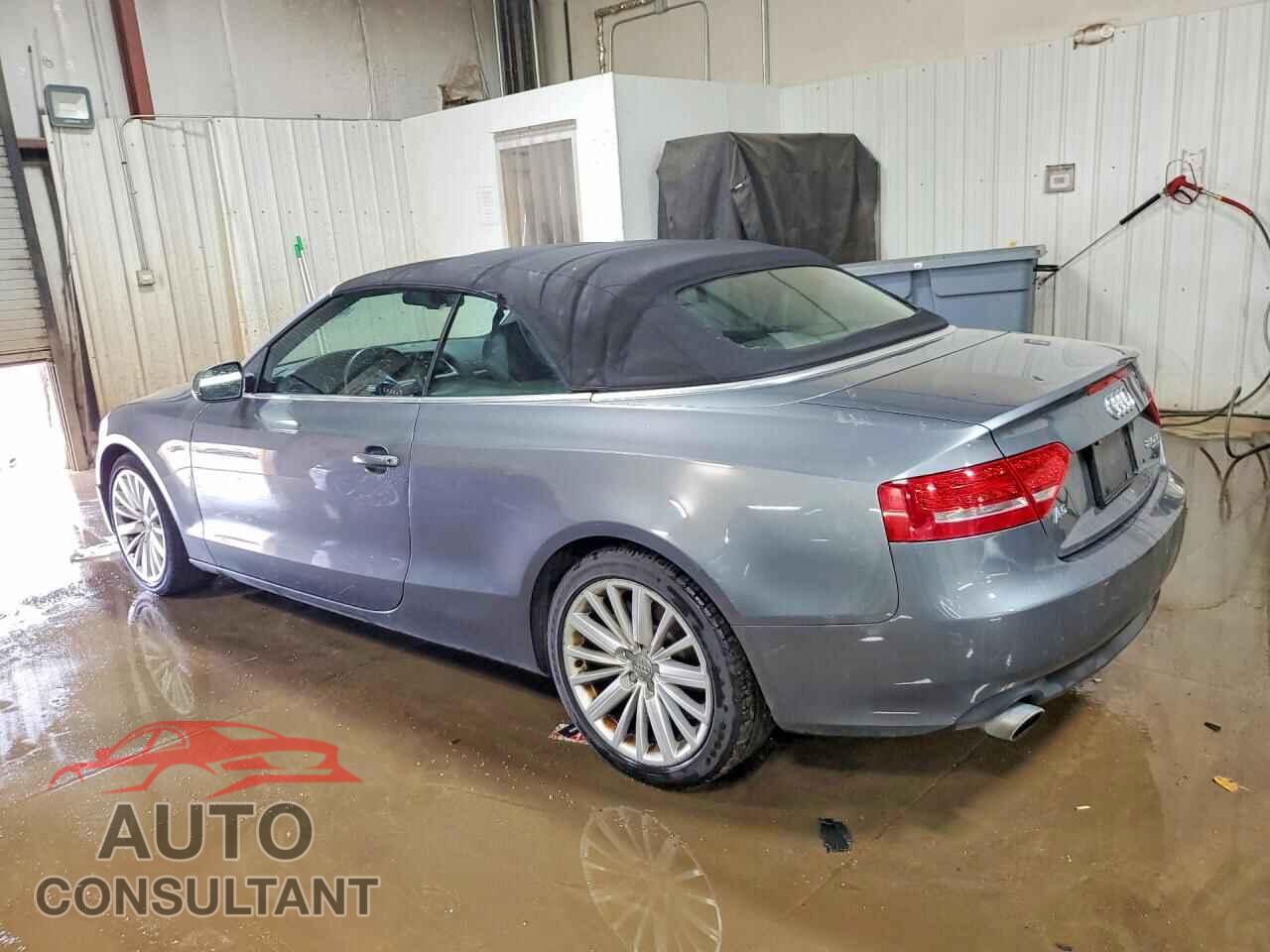 AUDI A5 2012 - WAULFAFH4CN000666