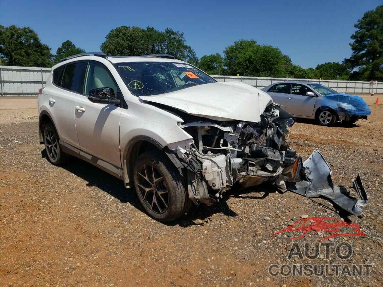 TOYOTA RAV4 2017 - JTMNFREV1HJ713685