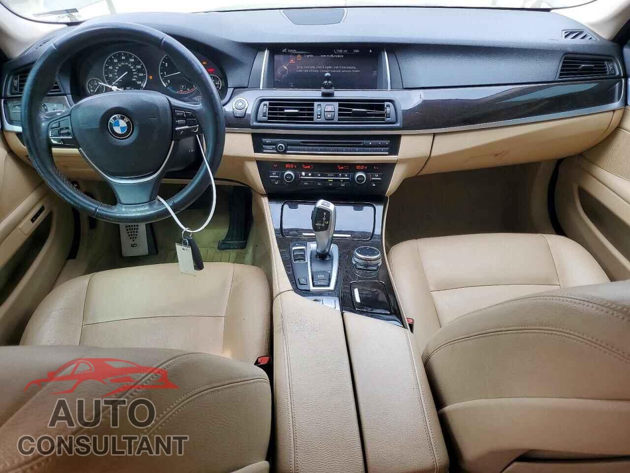 BMW 5 SERIES 2015 - WBA5B1C57FD917612