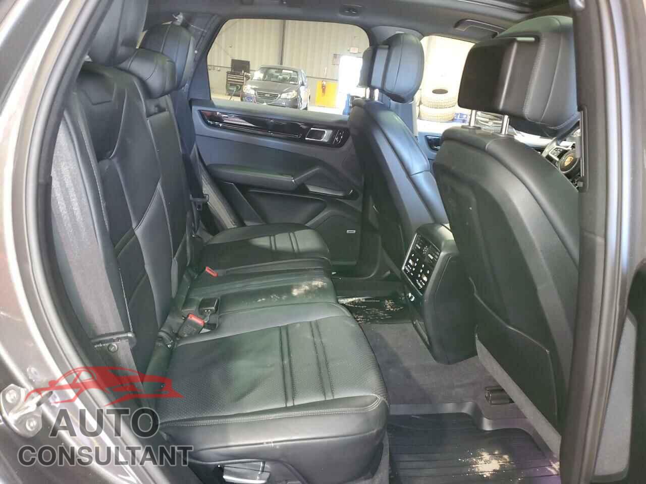 PORSCHE CAYENNE 2019 - WP1AE2AY0KDA51563