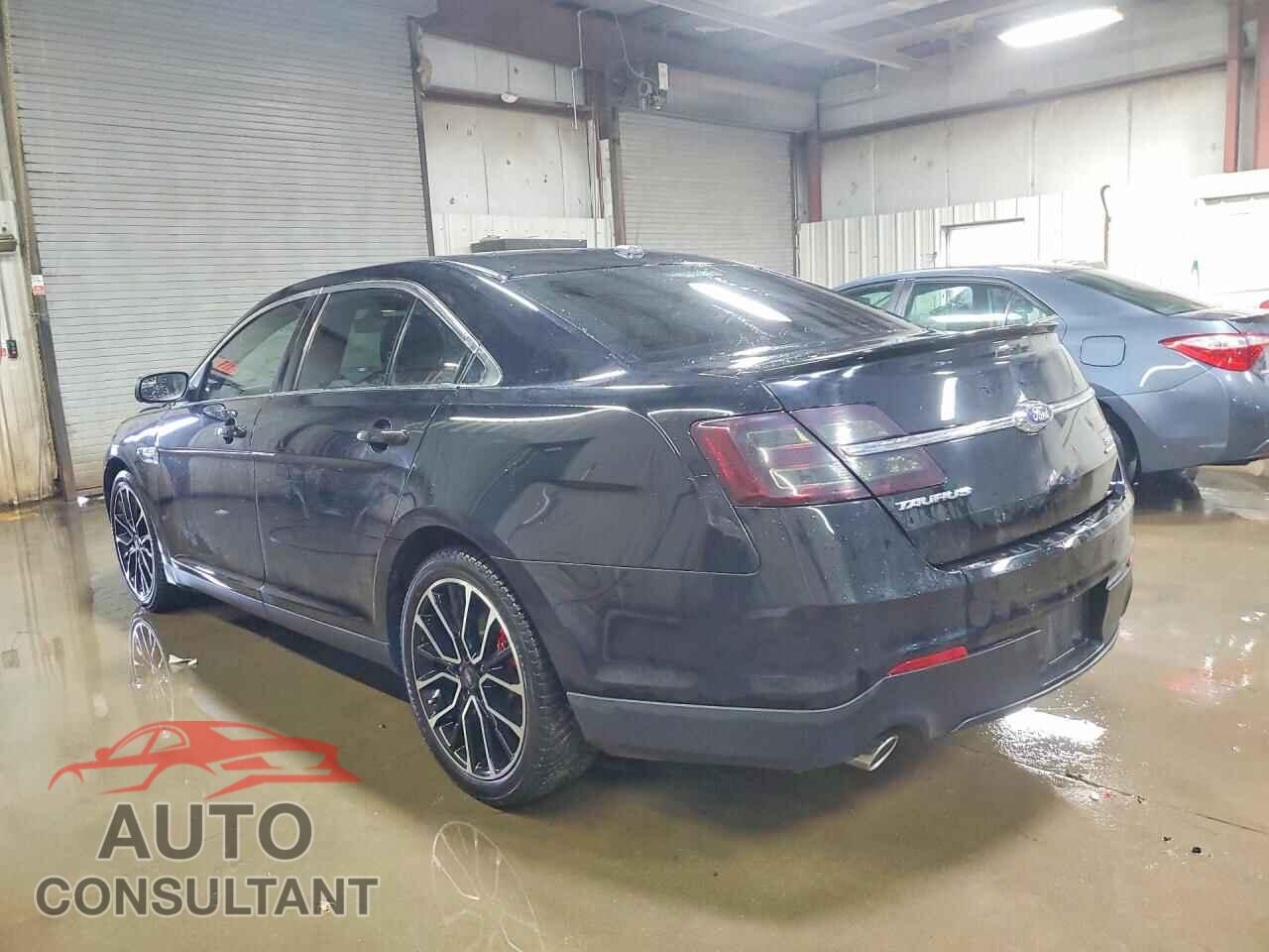 FORD TAURUS 2017 - 1FAHP2E84HG139940