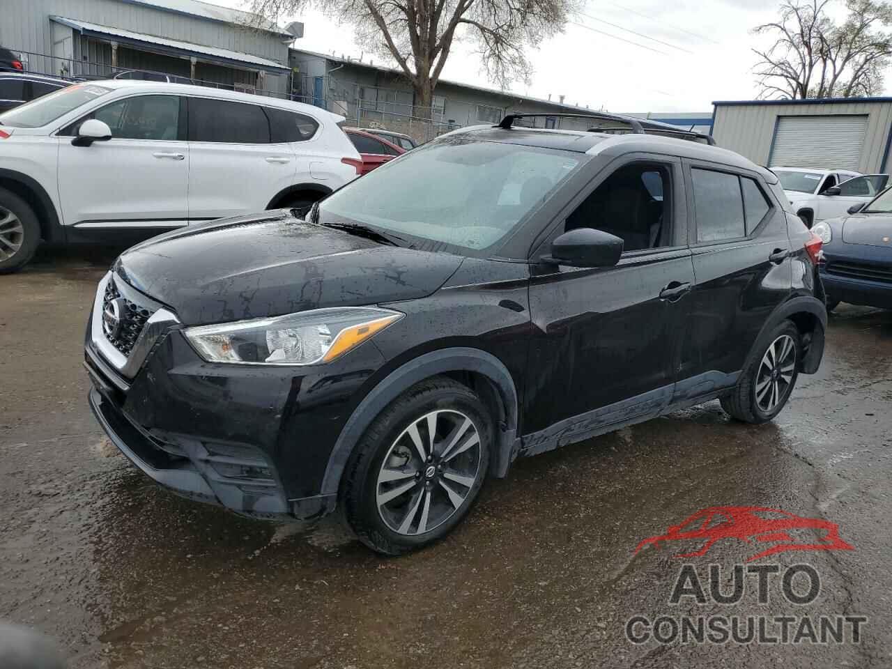 NISSAN KICKS 2018 - 3N1CP5CU0JL519366