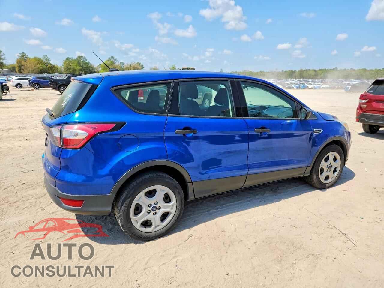 FORD ESCAPE 2017 - 1FMCU0F76HUD04584