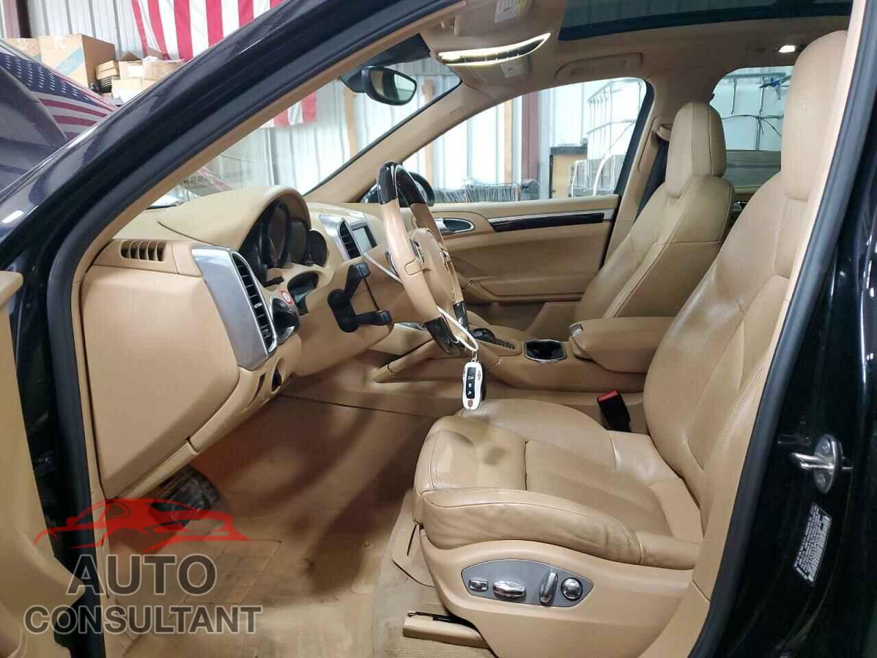 PORSCHE CAYENNE 2012 - WP1AA2A27CLA01628