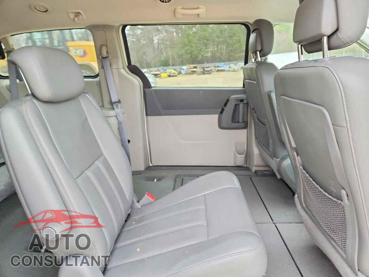 DODGE CARAVAN 2010 - 2D4RN5DX9AR290231