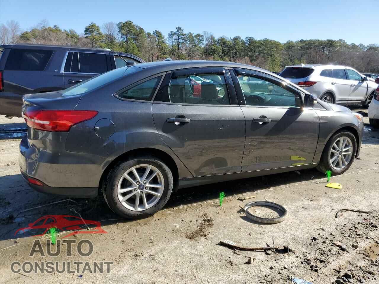 FORD FOCUS 2017 - 1FADP3F23HL227464