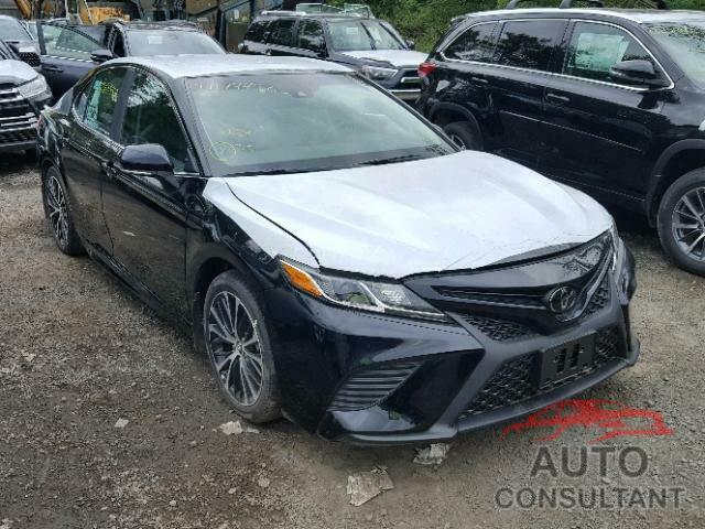 TOYOTA CAMRY 2018 - 4T1B11HK1JU141764