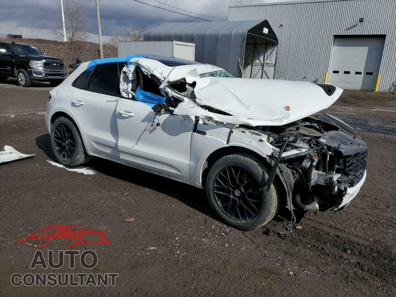 PORSCHE MACAN 2017 - WP1AA2A55HLB04743