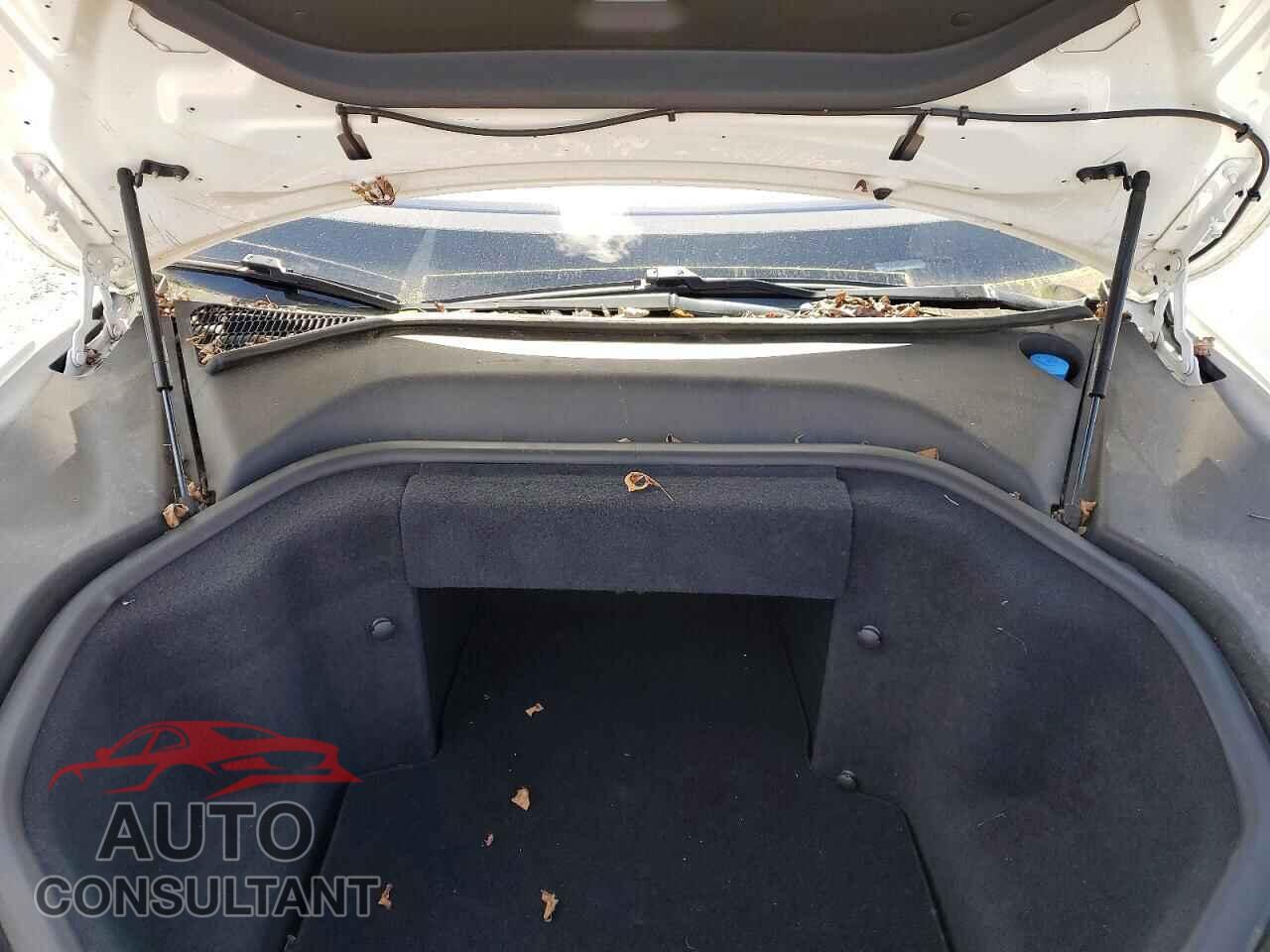 TESLA MODEL S 2013 - 5YJSA1AC8DFP10940