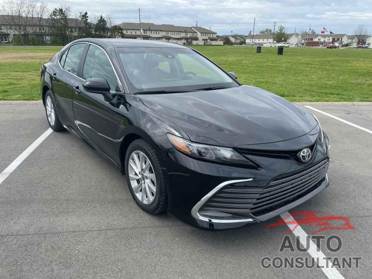 TOYOTA CAMRY 2021 - 4T1C11AK3MU552571