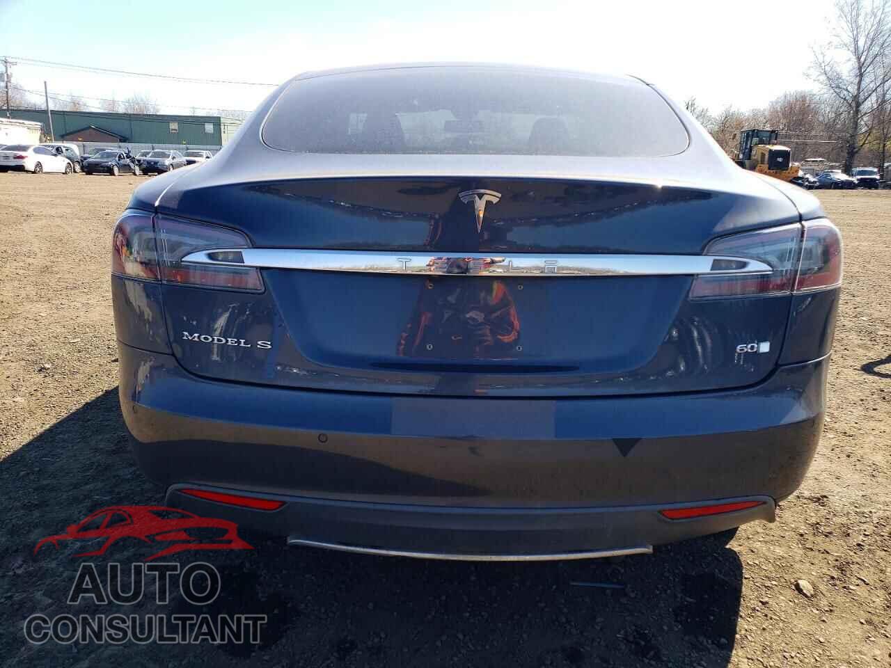 TESLA MODEL S 2014 - 5YJSA1S13EFP56187