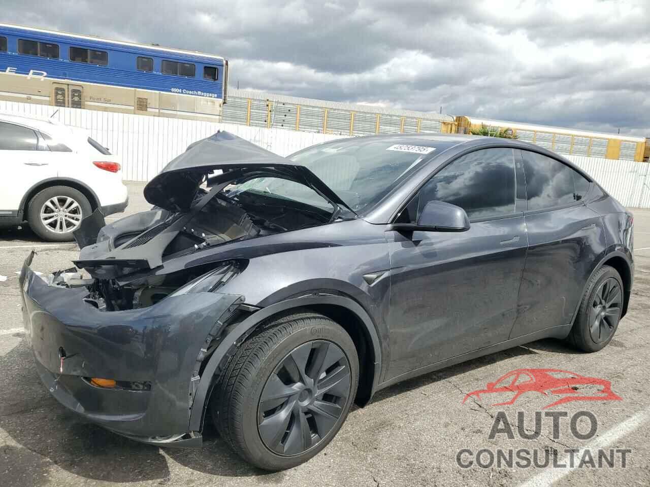 TESLA MODEL Y 2024 - 7SAYGDED7RF096518