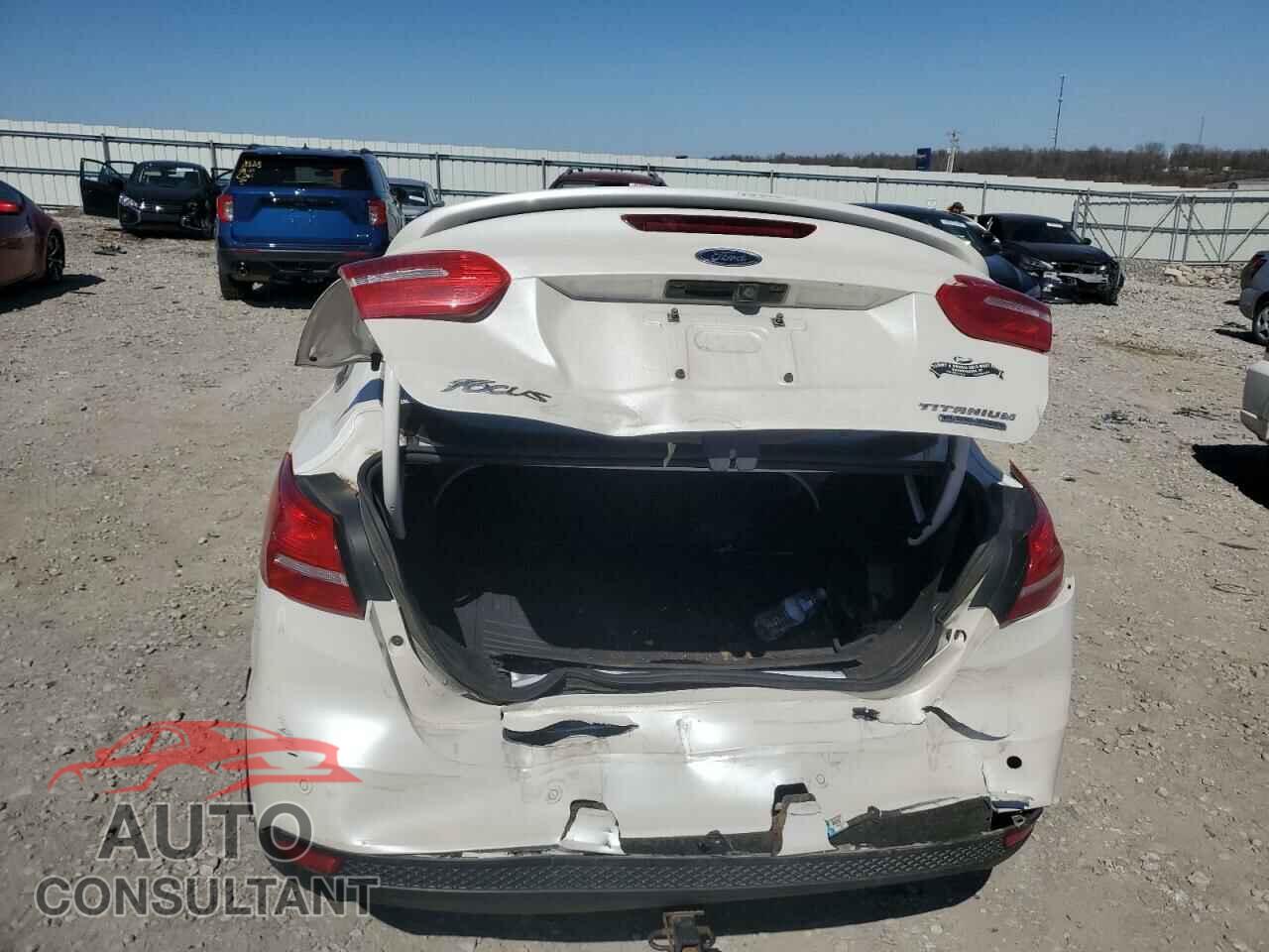 FORD FOCUS 2016 - 1FADP3J29GL220363