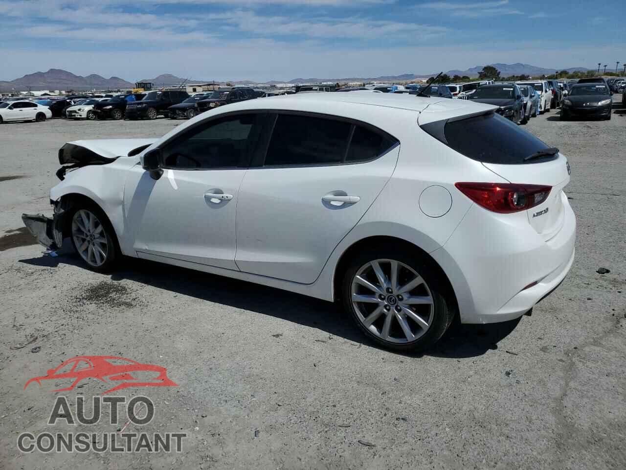 MAZDA 3 2017 - 3MZBN1L7XHM123173