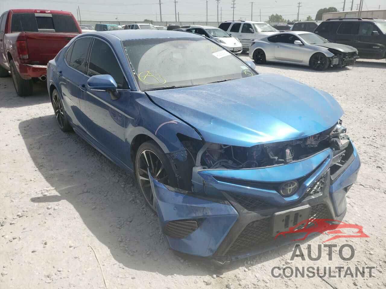 TOYOTA CAMRY 2018 - 4T1B61HKXJU101832