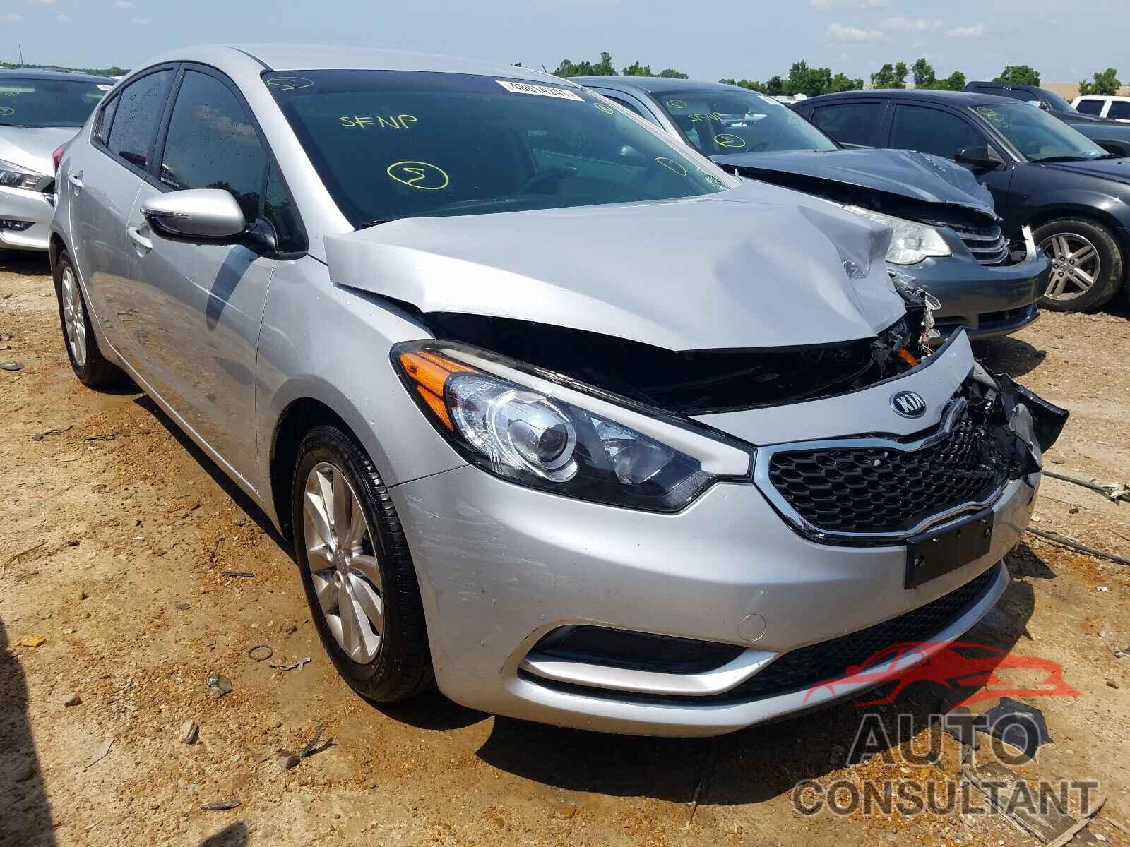 KIA FORTE 2016 - KNAFX4A68G5542344