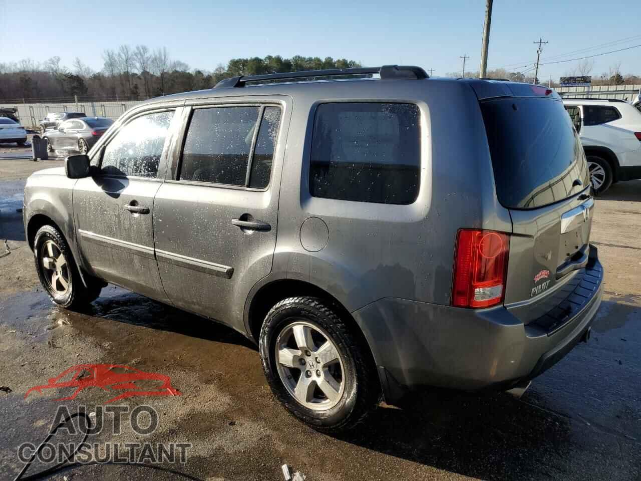 HONDA PILOT 2011 - 5FNYF3H73BB031395