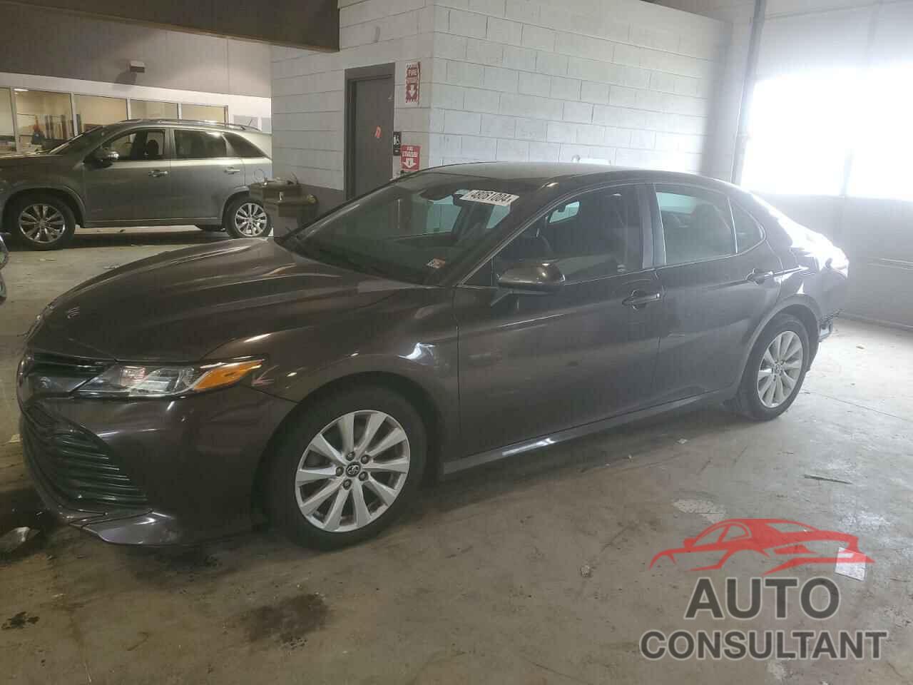 TOYOTA CAMRY 2018 - 4T1B11HKXJU145537