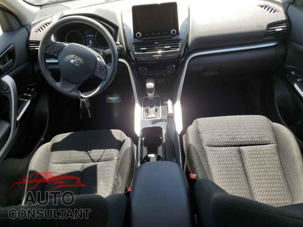 MITSUBISHI ECLIPSE 2022 - JA4ATVAA7NZ027662