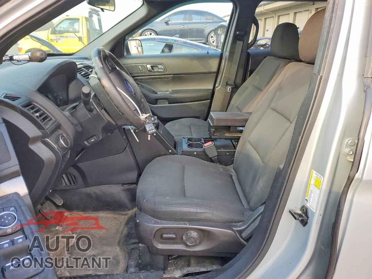 FORD EXPLORER 2018 - 1FM5K8ATXJGB58468