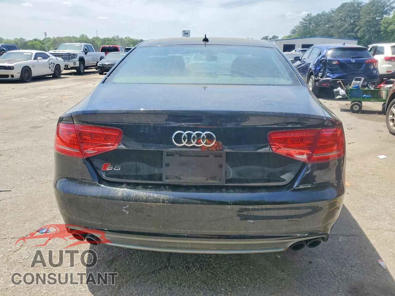 AUDI S8 2020 - WAUD2AFD2DN020235