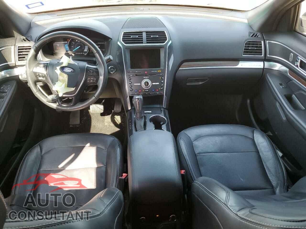 FORD EXPLORER 2018 - 1FM5K7F81JGB43050