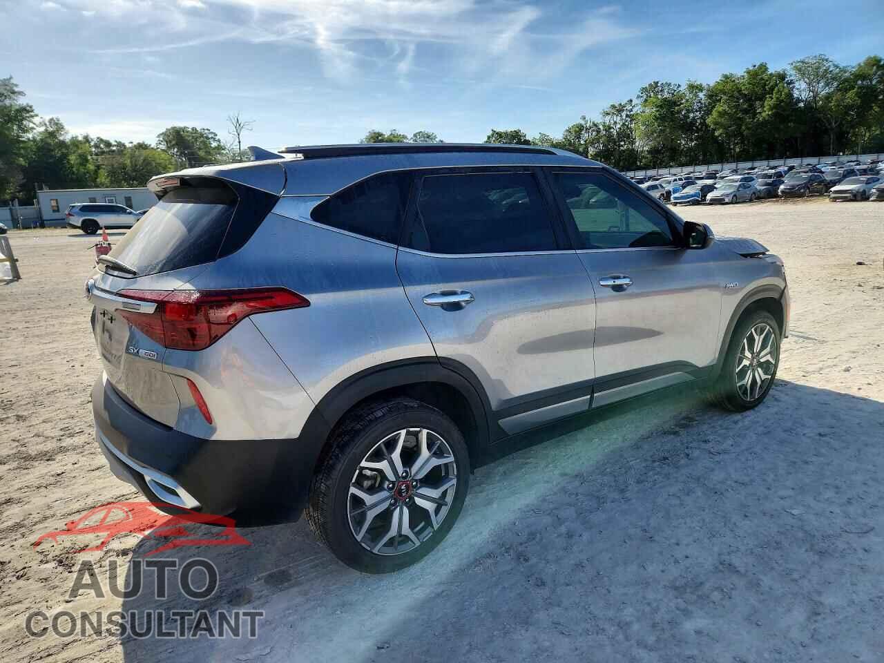 KIA SELTOS 2021 - KNDETCA21M7059165