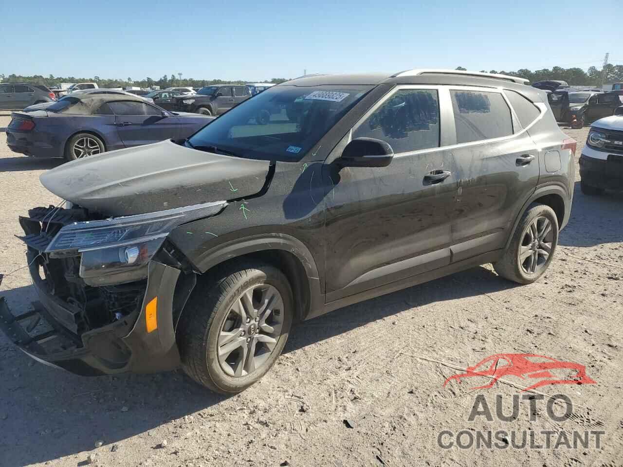 KIA SELTOS 2021 - KNDEU2AA8M7105024