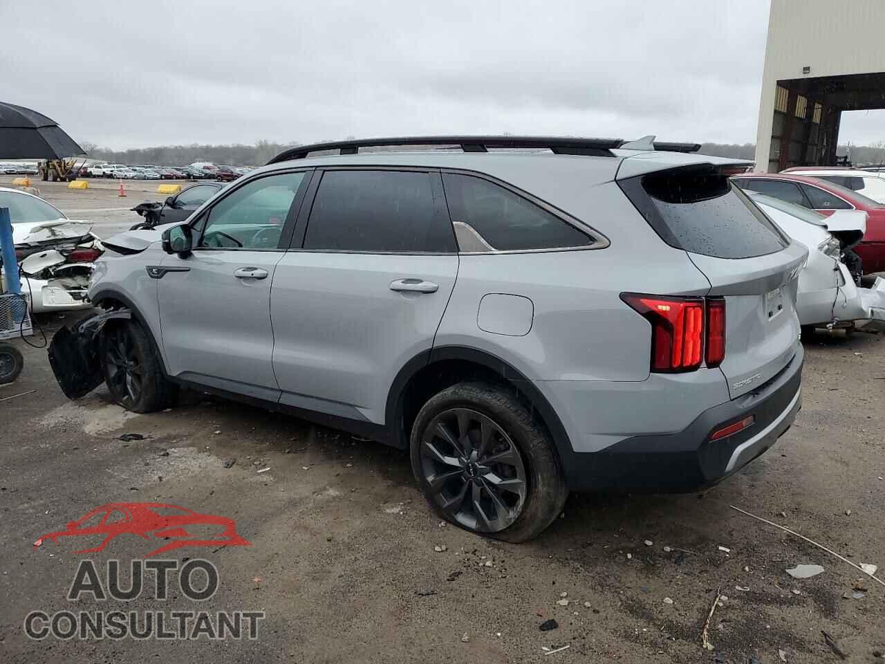 KIA SORENTO 2023 - 5XYRKDLF5PG164082