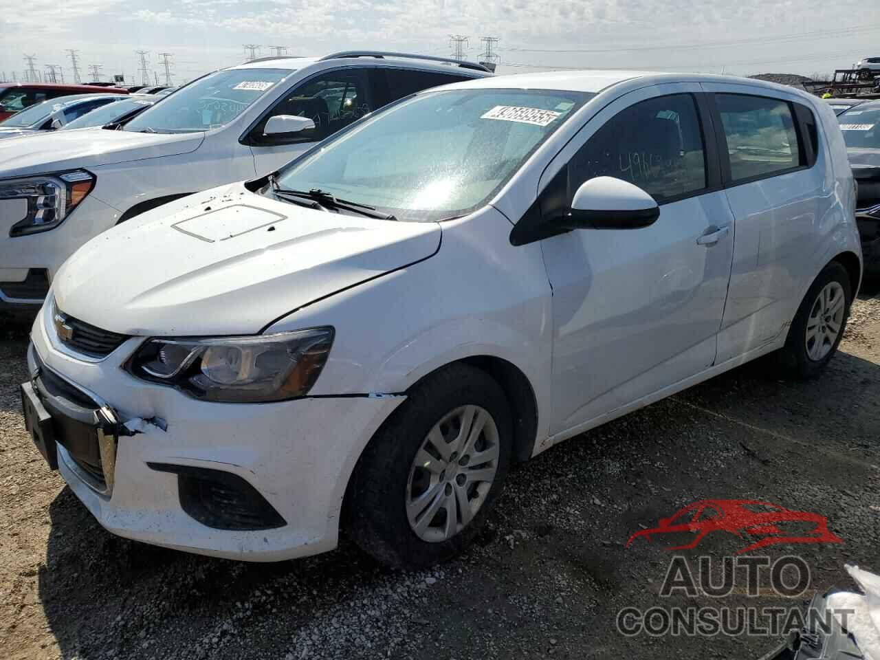 CHEVROLET SONIC 2019 - 1G1JG6SB3K4104097