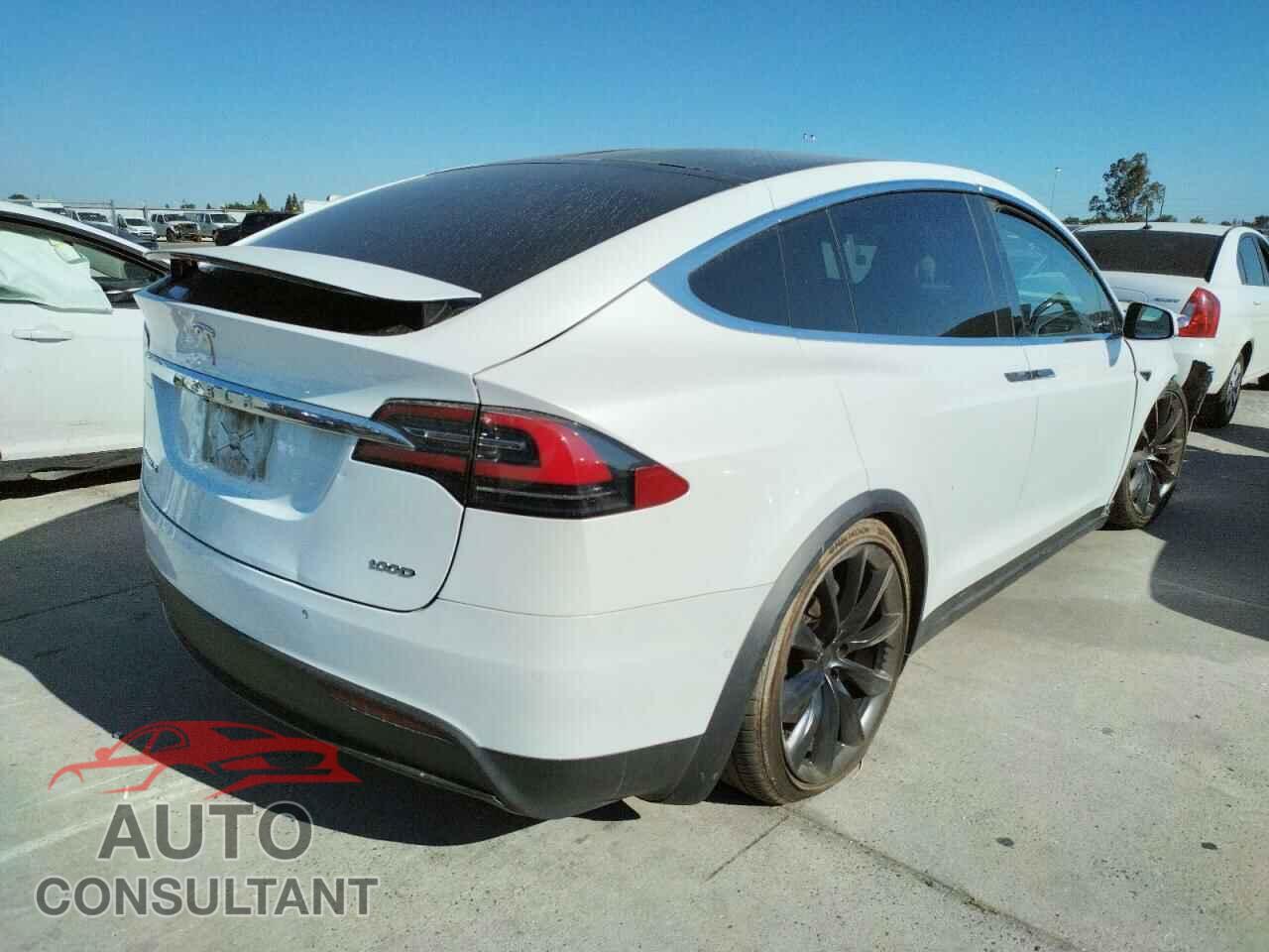 TESLA MODEL X 2017 - 5YJXCAE22HF041149
