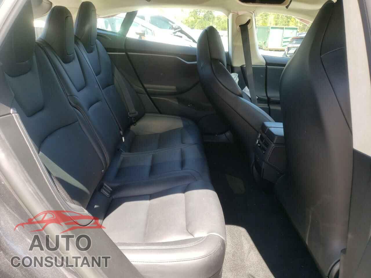 TESLA MODEL S 2018 - 5YJSA1E28JF265970