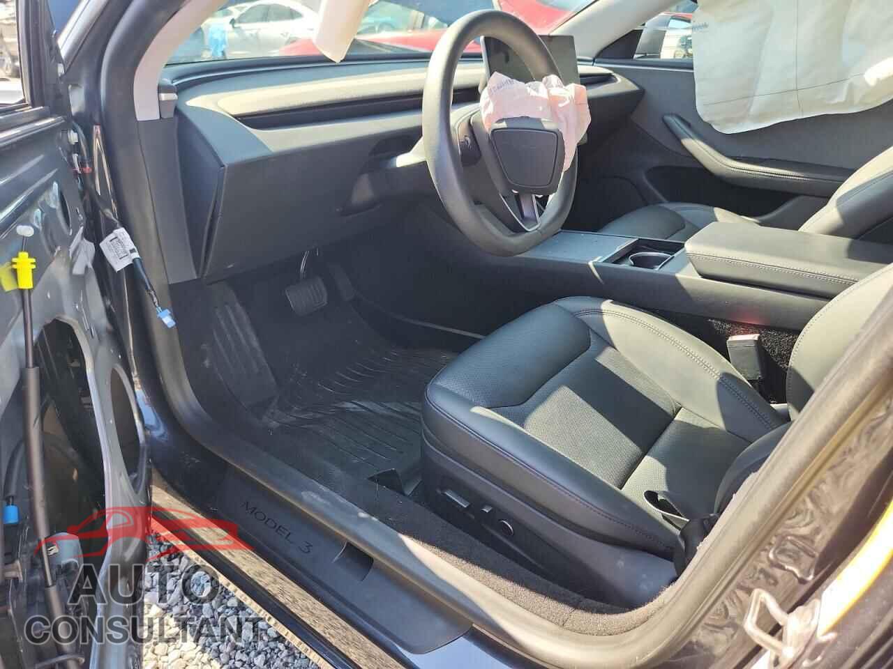 TESLA MODEL 3 2024 - 5YJ3E1EA5RF739630