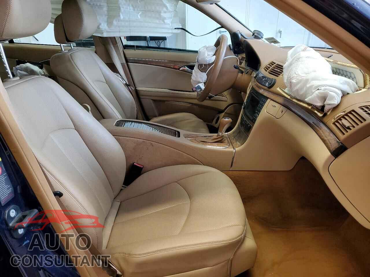 MERCEDES-BENZ E-CLASS 2009 - WDBUF87X89B377984