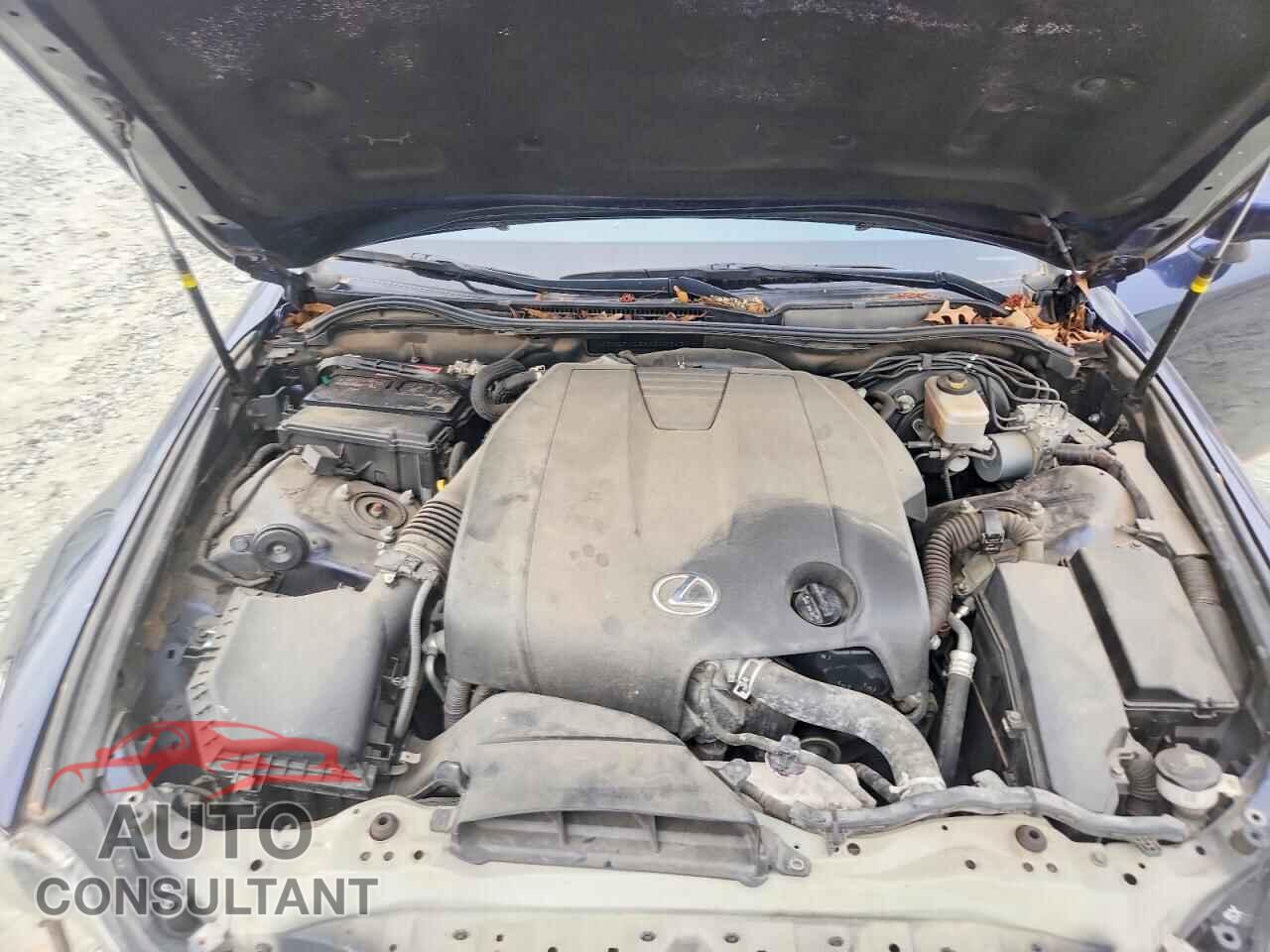 LEXUS IS 2015 - JTHCF1D28F5023534