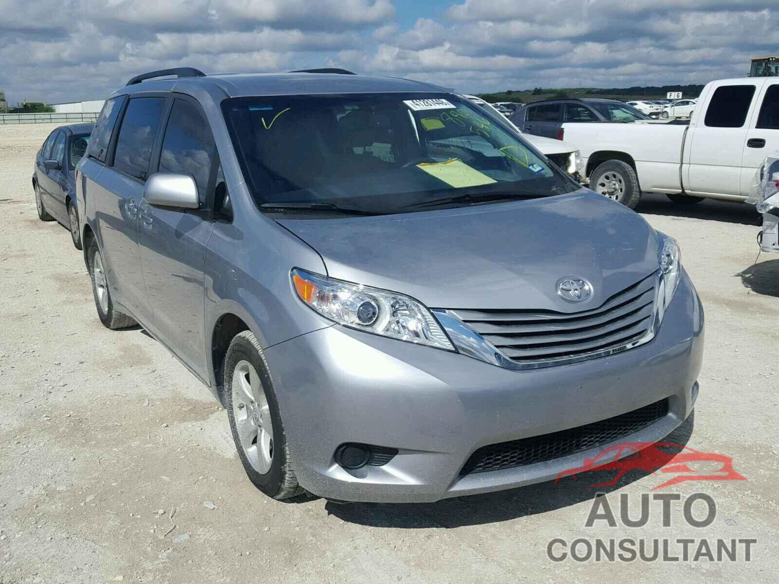 TOYOTA SIENNA LE 2017 - 5TDKZ3DC2HS890546