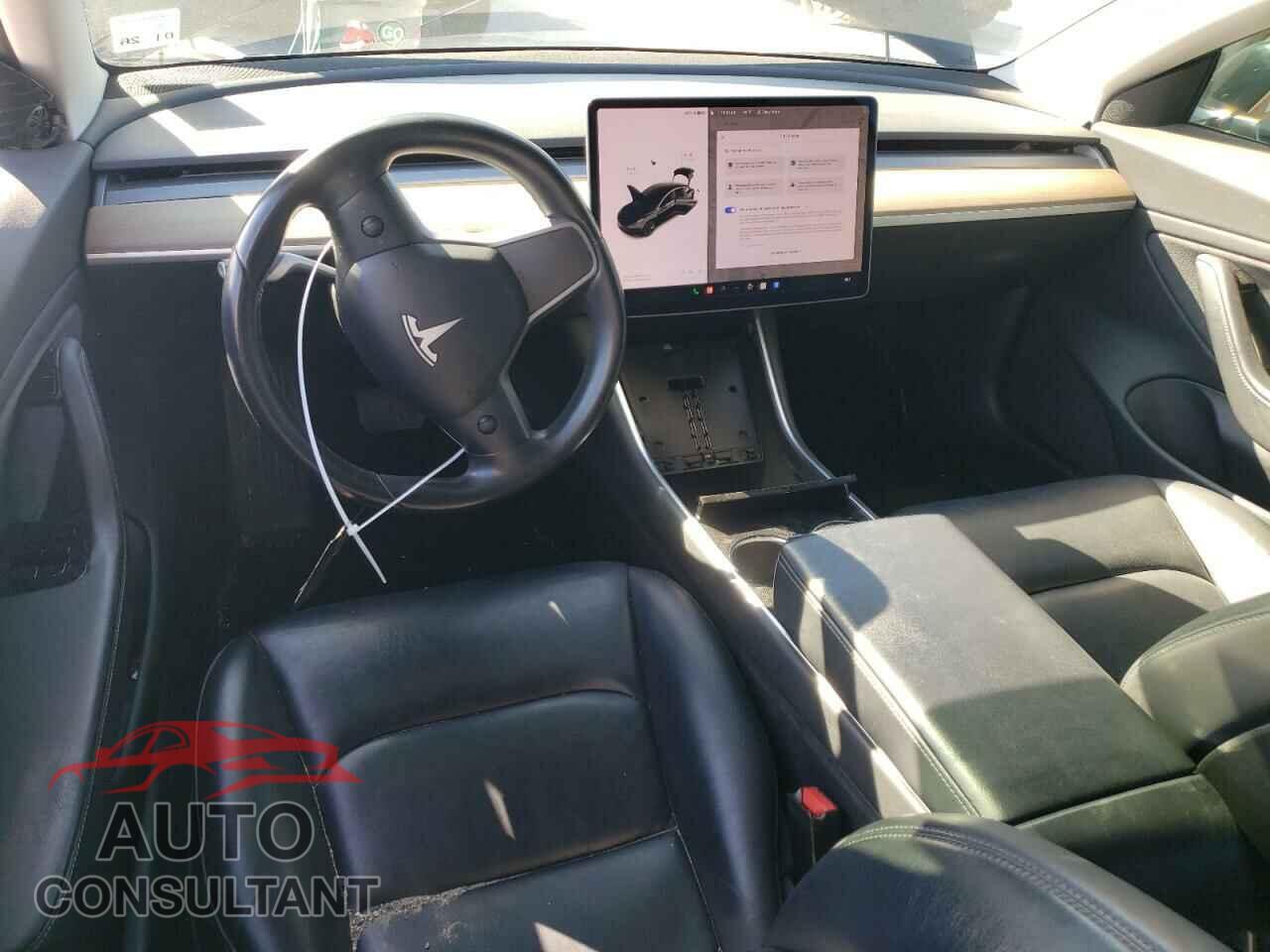 TESLA MODEL 3 2018 - 5YJ3E1EA2JF152810