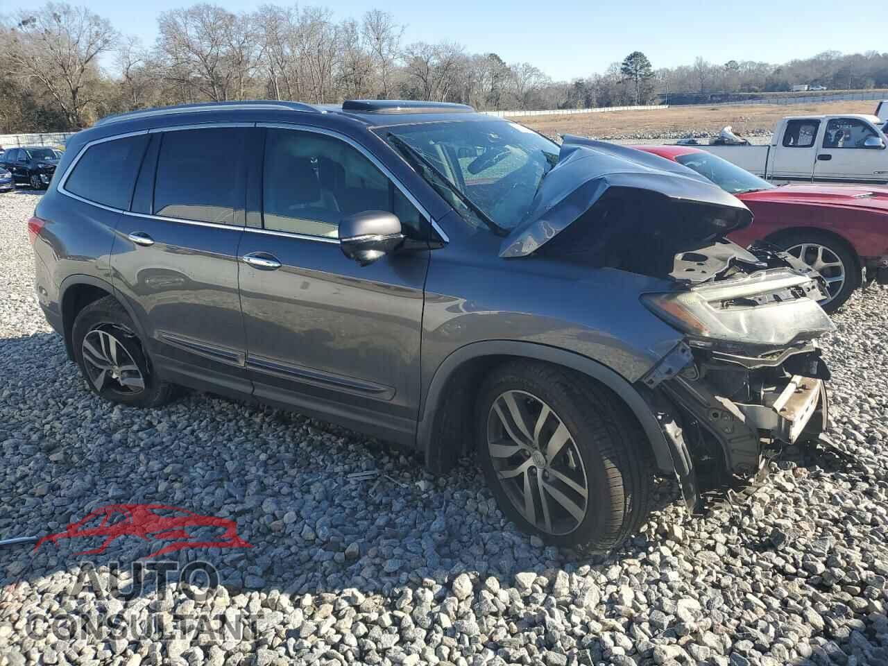 HONDA PILOT 2017 - 5FNYF6H98HB012739