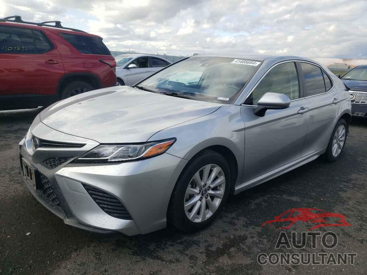 TOYOTA CAMRY 2018 - JTNB11HK0J3011433