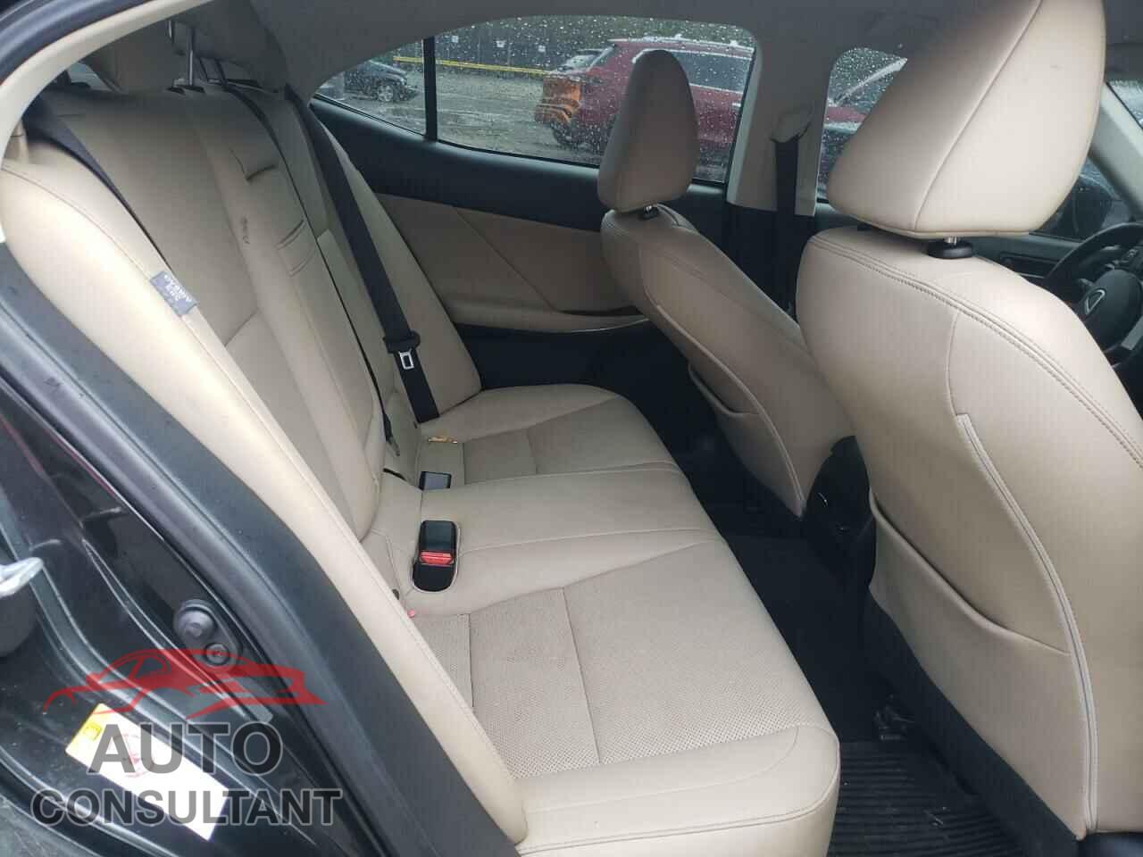 LEXUS IS 2017 - JTHCM1D28H5016205
