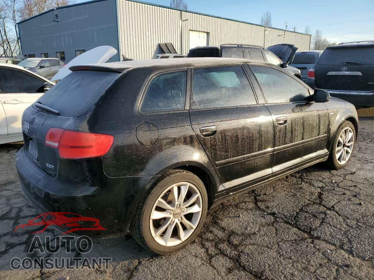AUDI A3 2011 - WAUBJAFM8BA021078