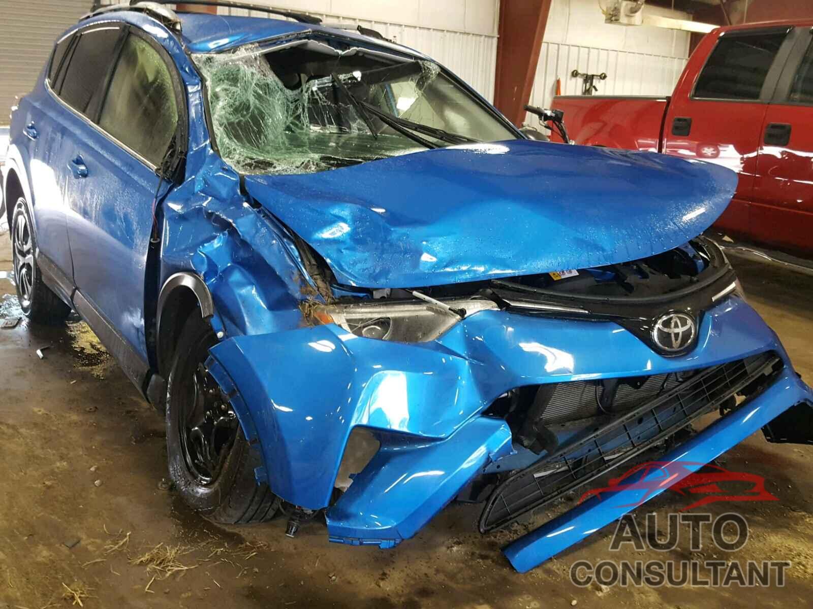 TOYOTA RAV4 LE 2017 - JTMBFREV2HJ132201