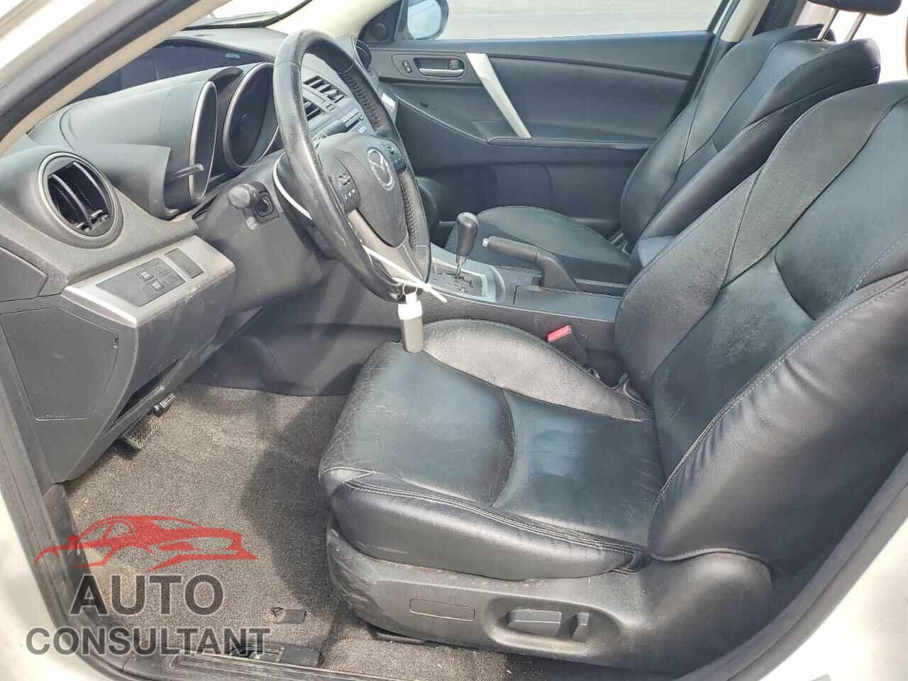 MAZDA MAZDA3 2011 - JM1BL1W66B1365040
