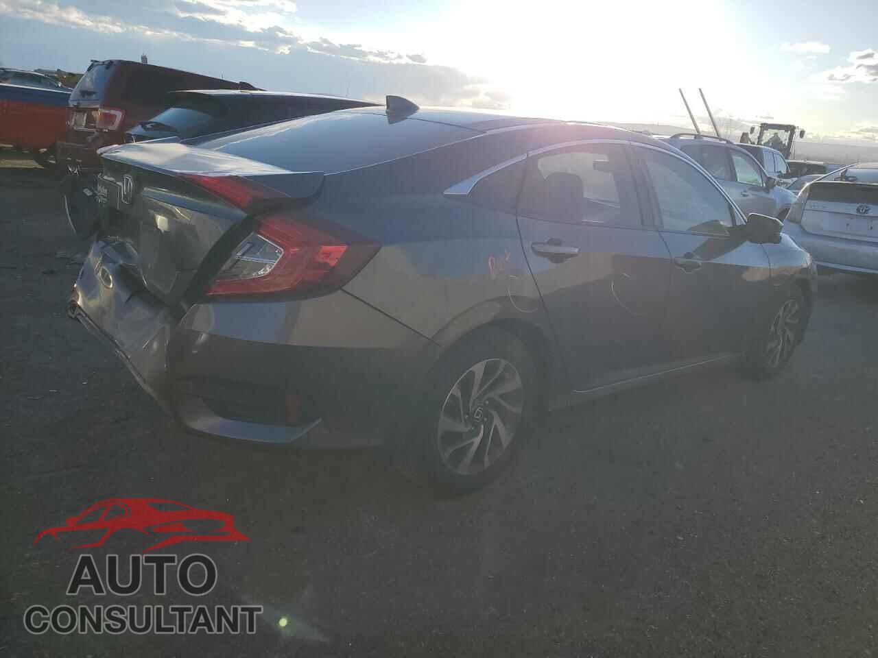 HONDA CIVIC 2017 - 19XFC2F79HE020266