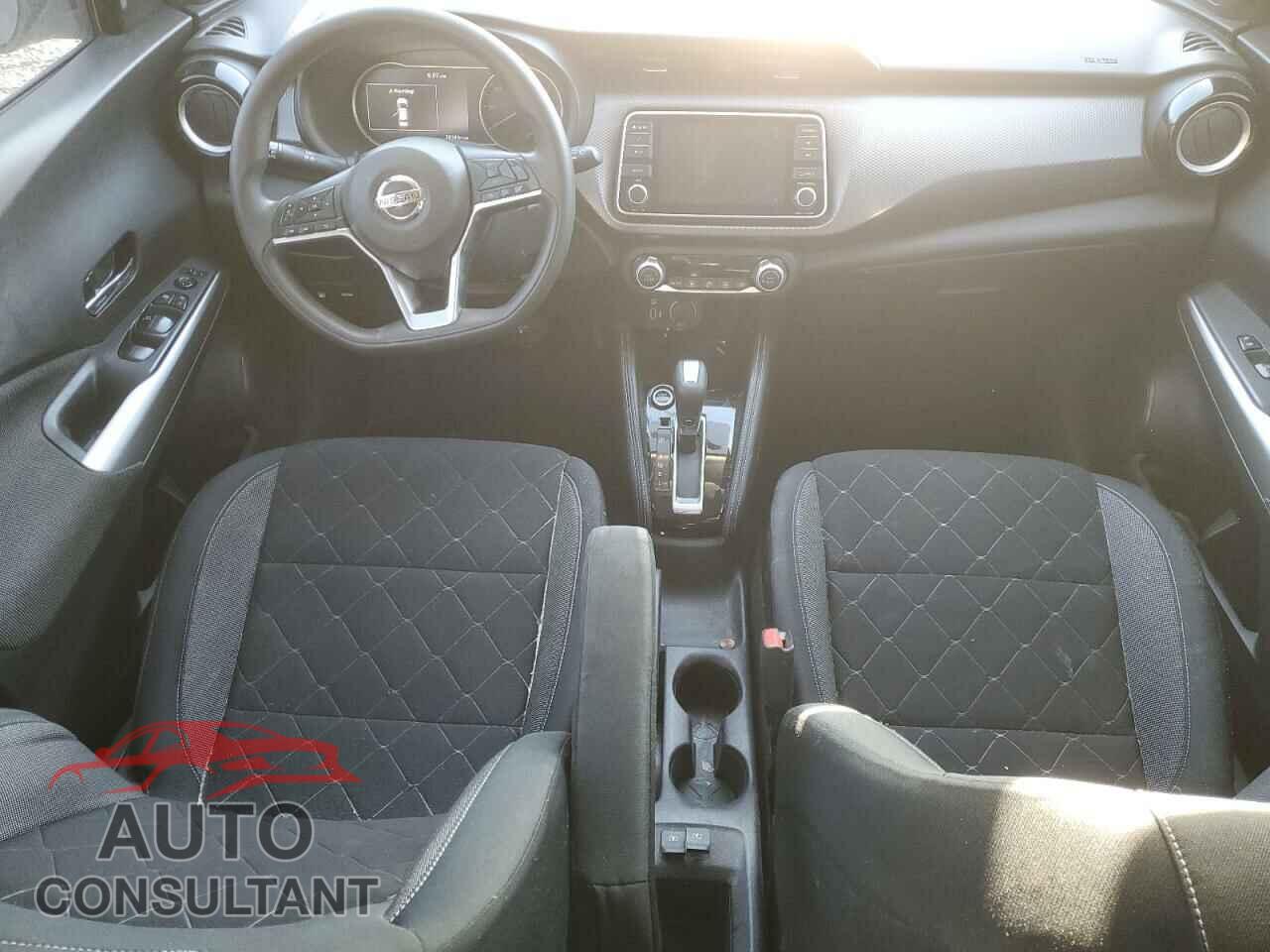 NISSAN KICKS 2019 - 3N1CP5CU3KL563752