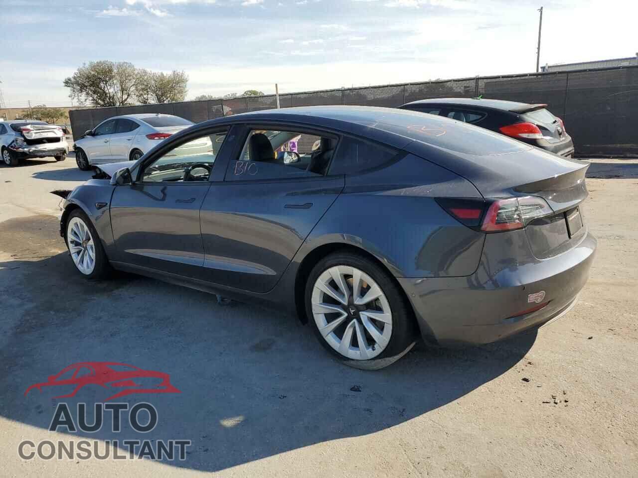 TESLA MODEL 3 2022 - 5YJ3E1EBXNF145554